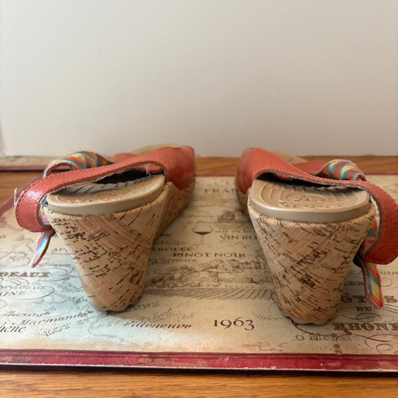 Crocs A-Leigh Cork Wedge Sandals - Picture 3 of 3